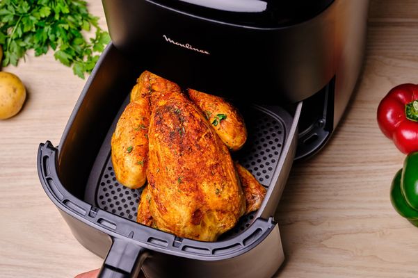 cuisson-poulet-entier-air-fryer-moulinex-easy-max